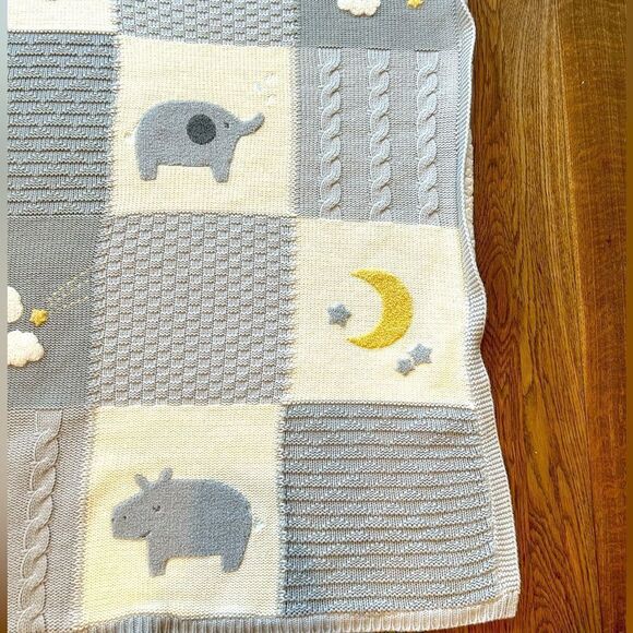 Pottery Barn Heirloom animal hippo elephant Patchwork Baby Blanket Sherpa Back - Picture 3 of 7